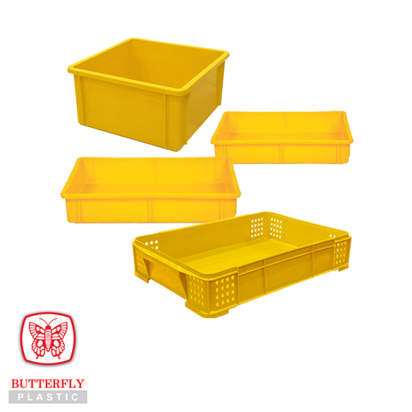 Plastic bakery trays in various sizes